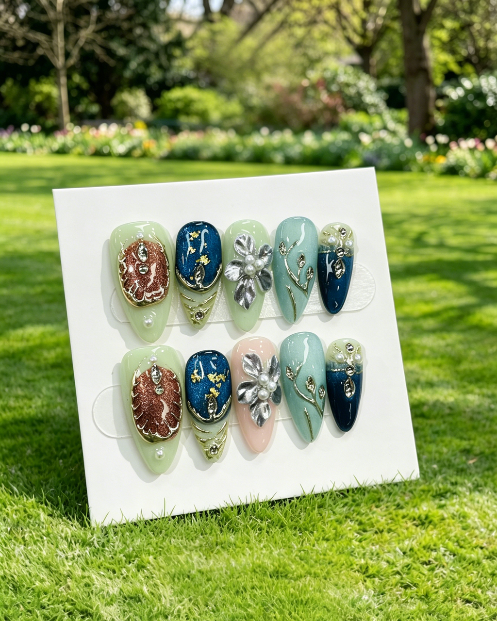 Elegant 3D Floral Rhinestone Almond Fake Nails