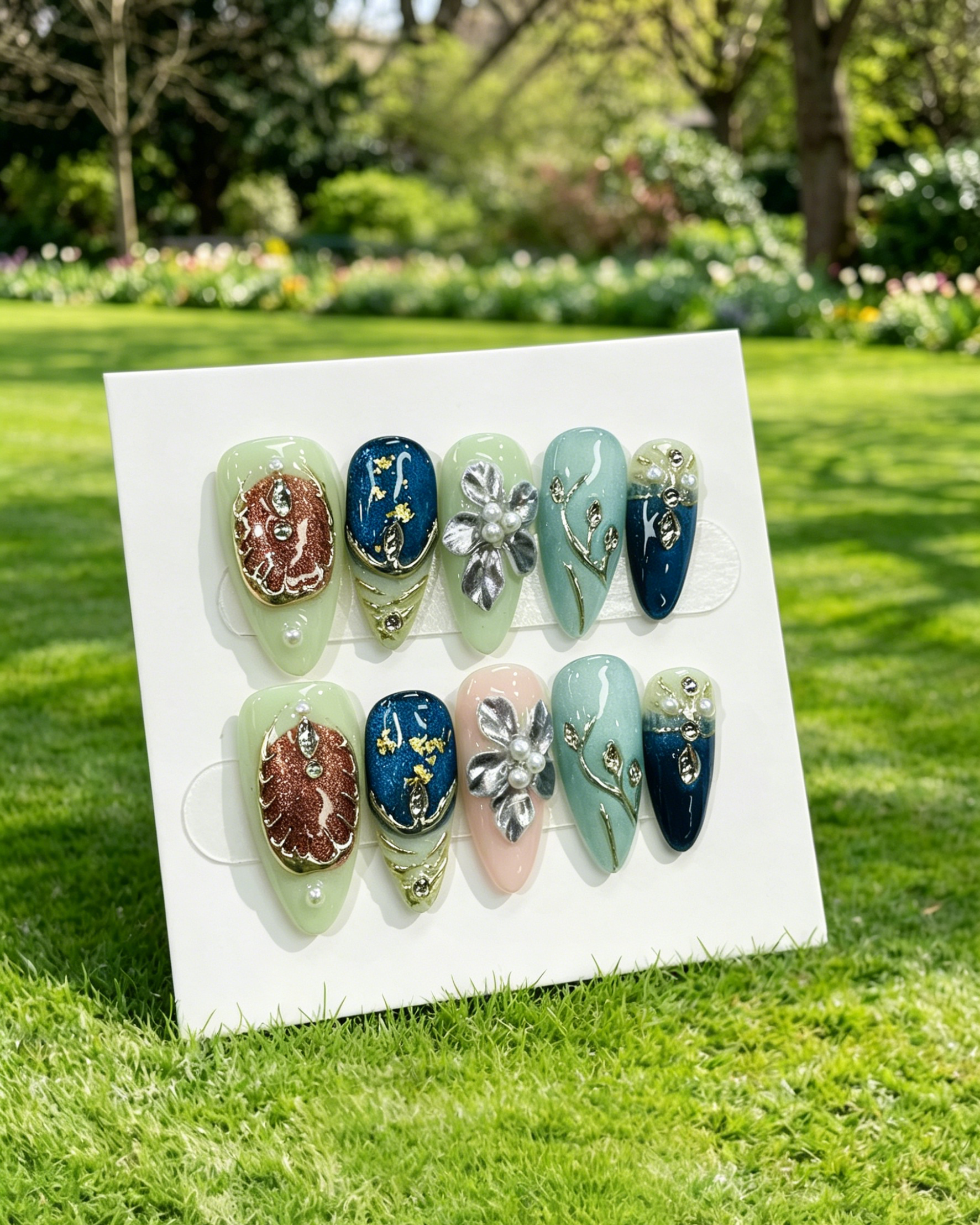 Elegant 3D Floral Rhinestone Almond Fake Nails