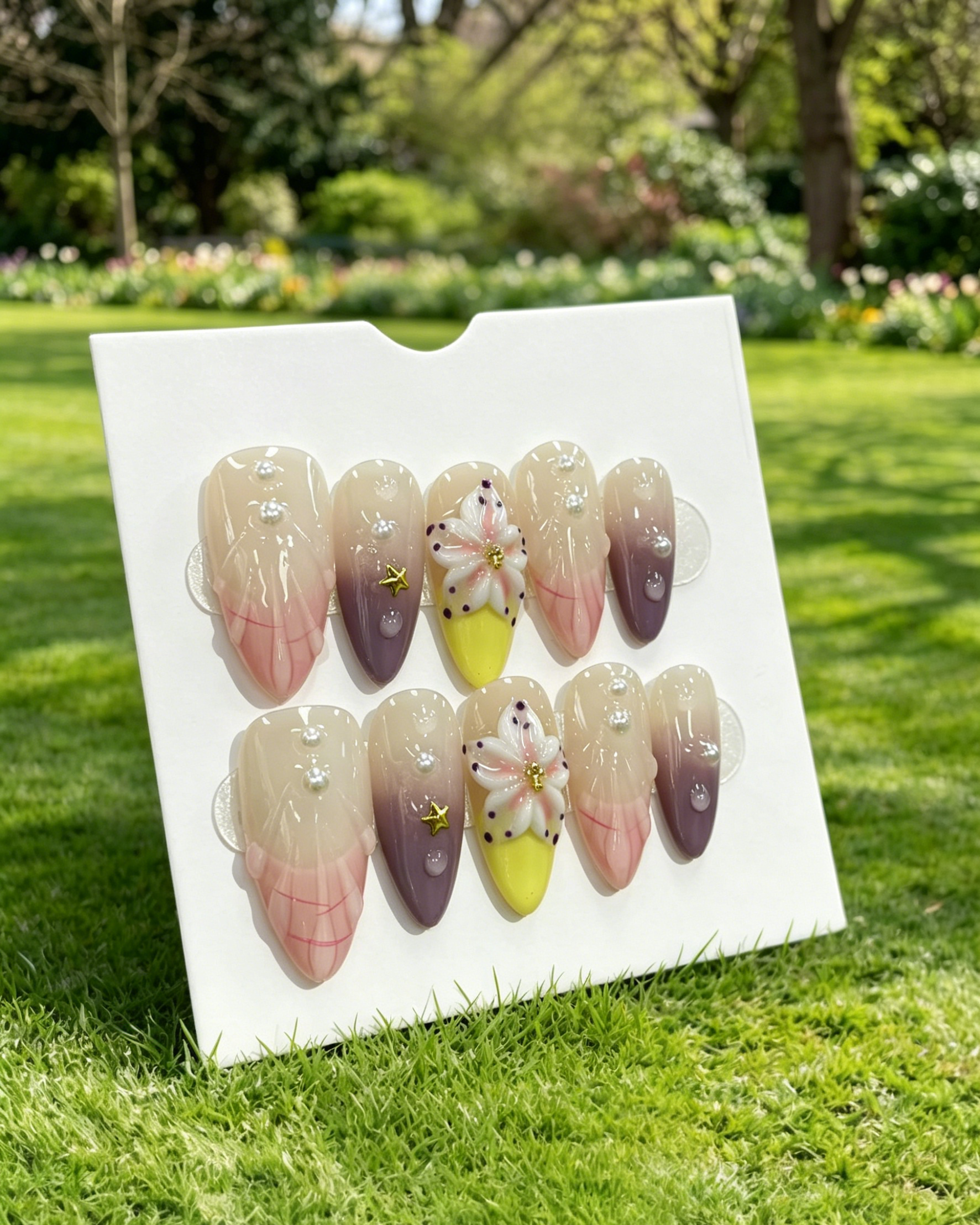 3D Flower Pearl Gradient Almond Fake Nails