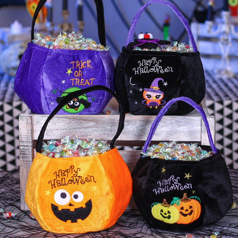 Halloween Pumpkin Candy Bags for Kids, Trick or Treat Tote Party Favor